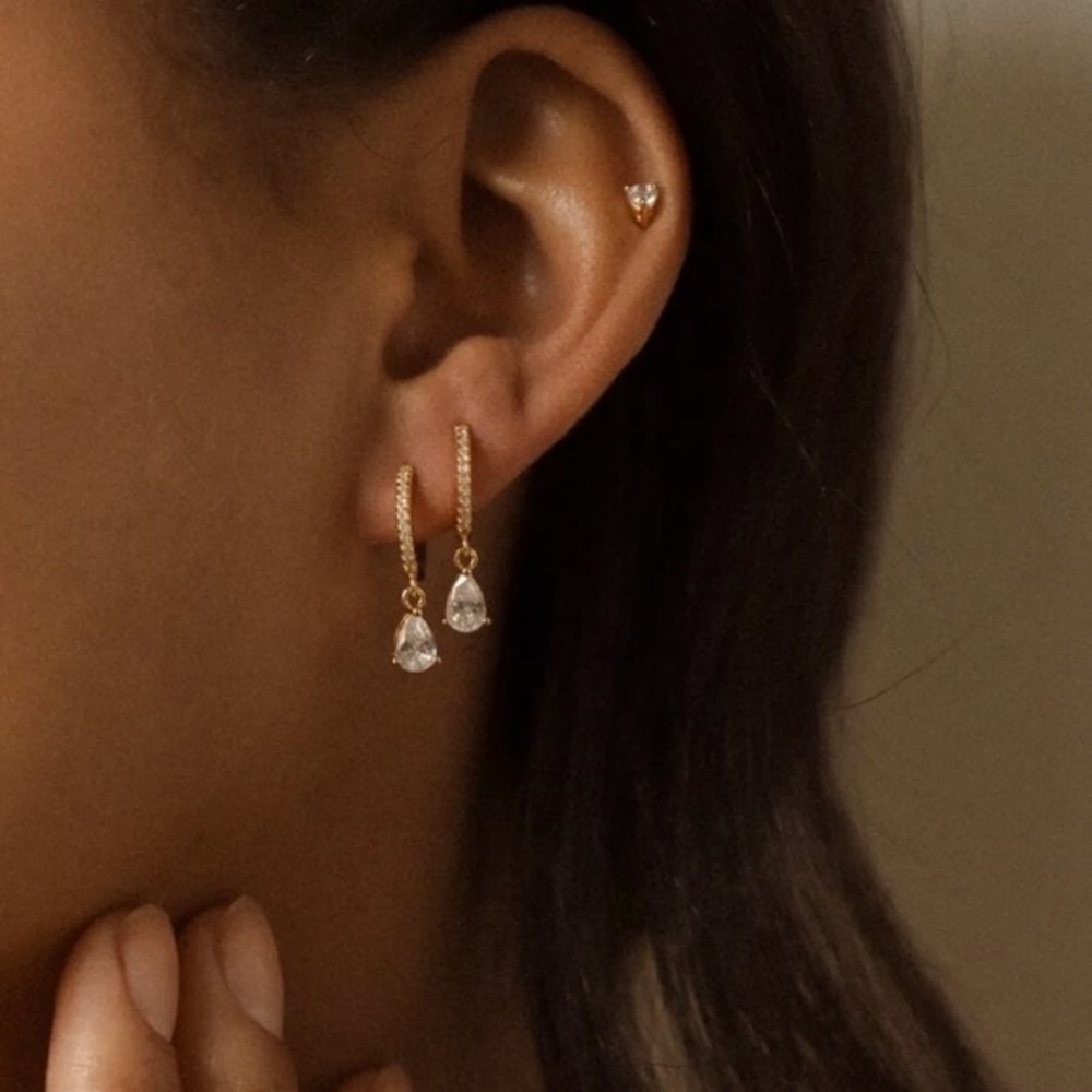 18K Gold Plated Tear Drop Huggies Earrings - Picture 5 of 6